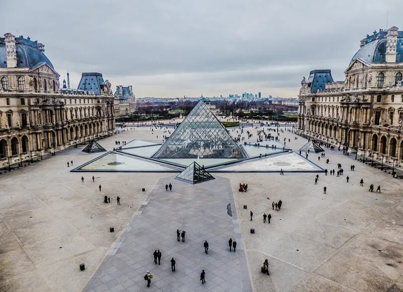 Der Louvre ist die meistbesuchte Galerie der Welt