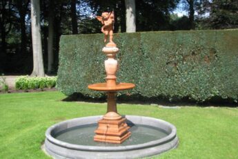 Gartenbrunnen