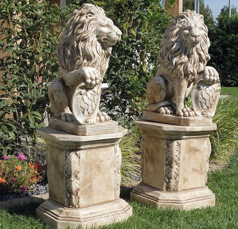 Große Skulpturen für den Garten – italienischer Stil