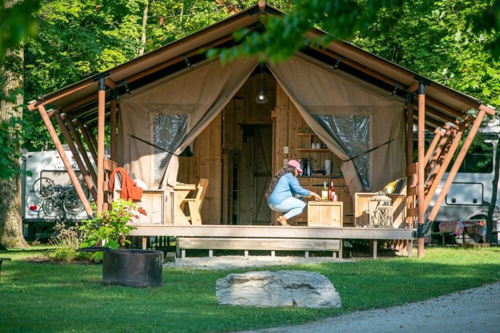 Was man zum Glamping mitnehmen sollte