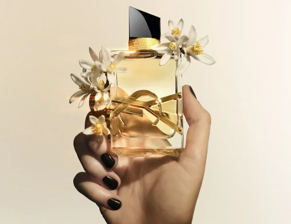 Perfumy Damskie Ysl Libre Freiheit Eingefangen In Einem Flak