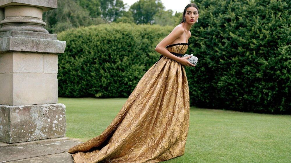 Welche Tasche passt zu einem Abendkleid?